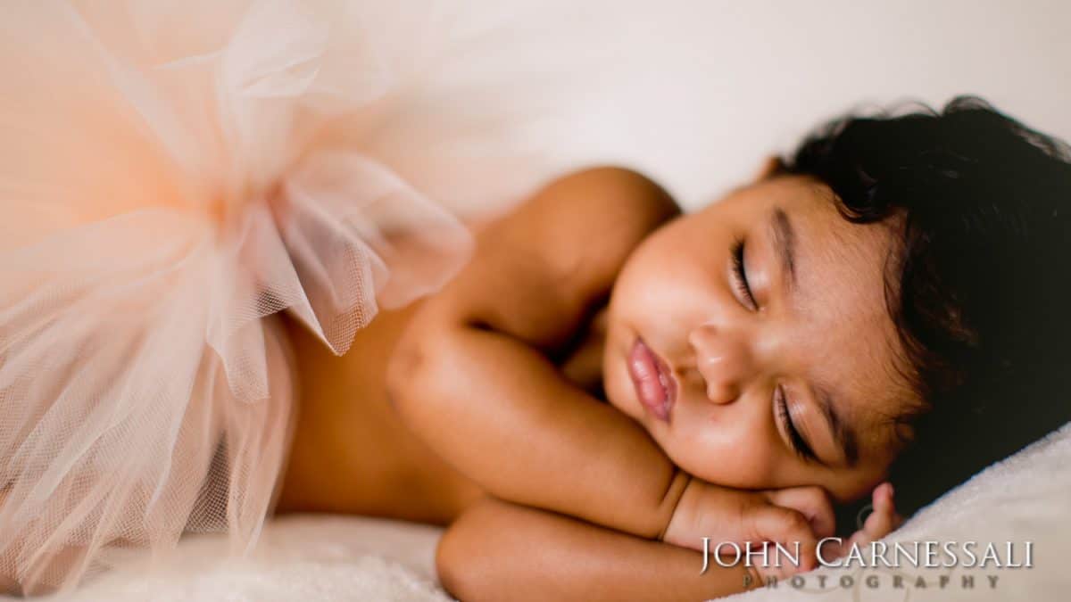 Skaneateles Syracuse Auburn Newborn Photographer, Syracuse Family Photographer, Skaneateles Newborn photographers, Syracuse Newborn photographers, Syracuse Maternity photographer, near me, Fayetteville newborn photographers, newborn, maternity, family, studio, photography studio